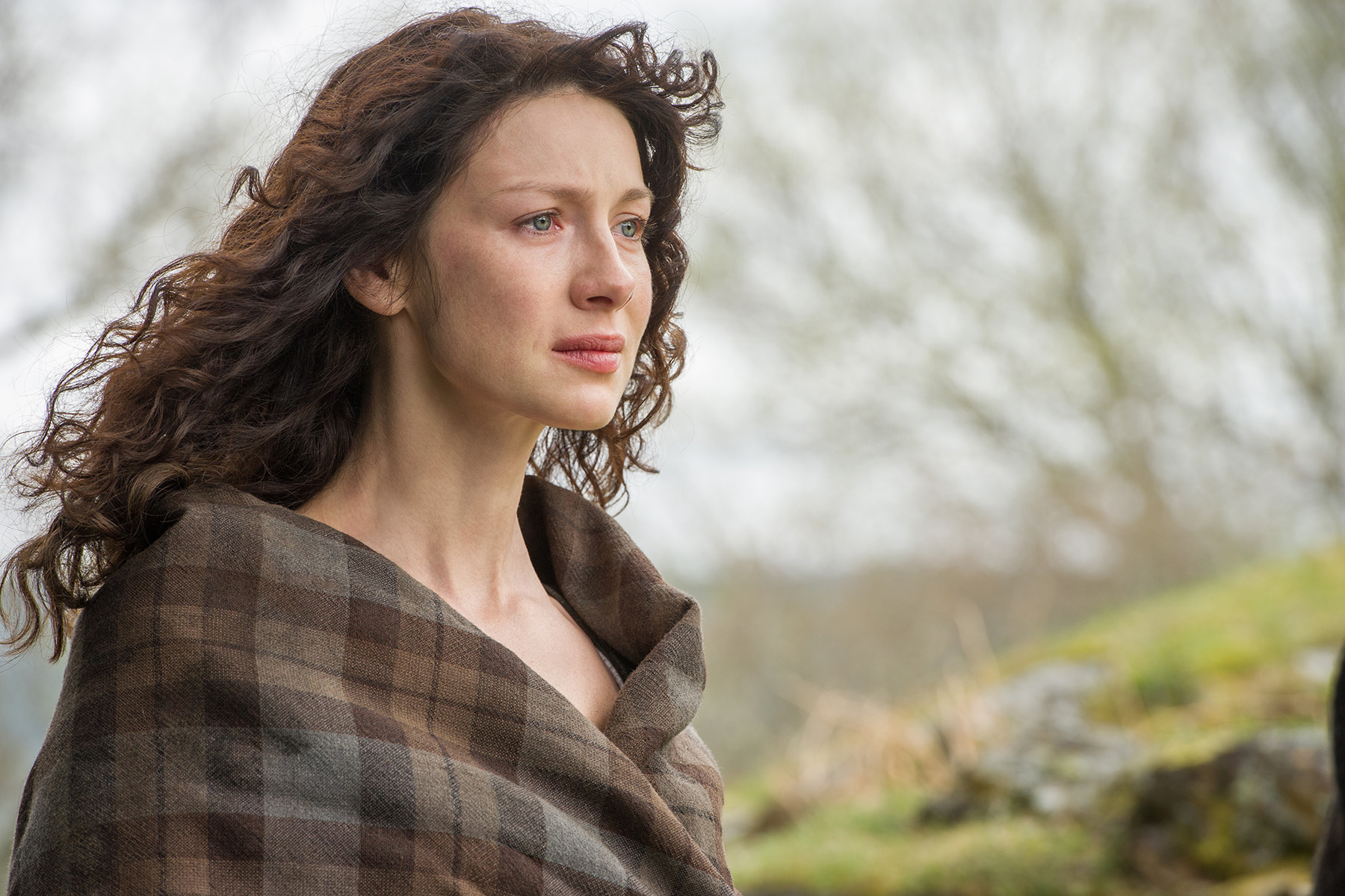 Caitriona Balfe Addresses The Claire S Ultimate Choice Video Outlander Tv News
