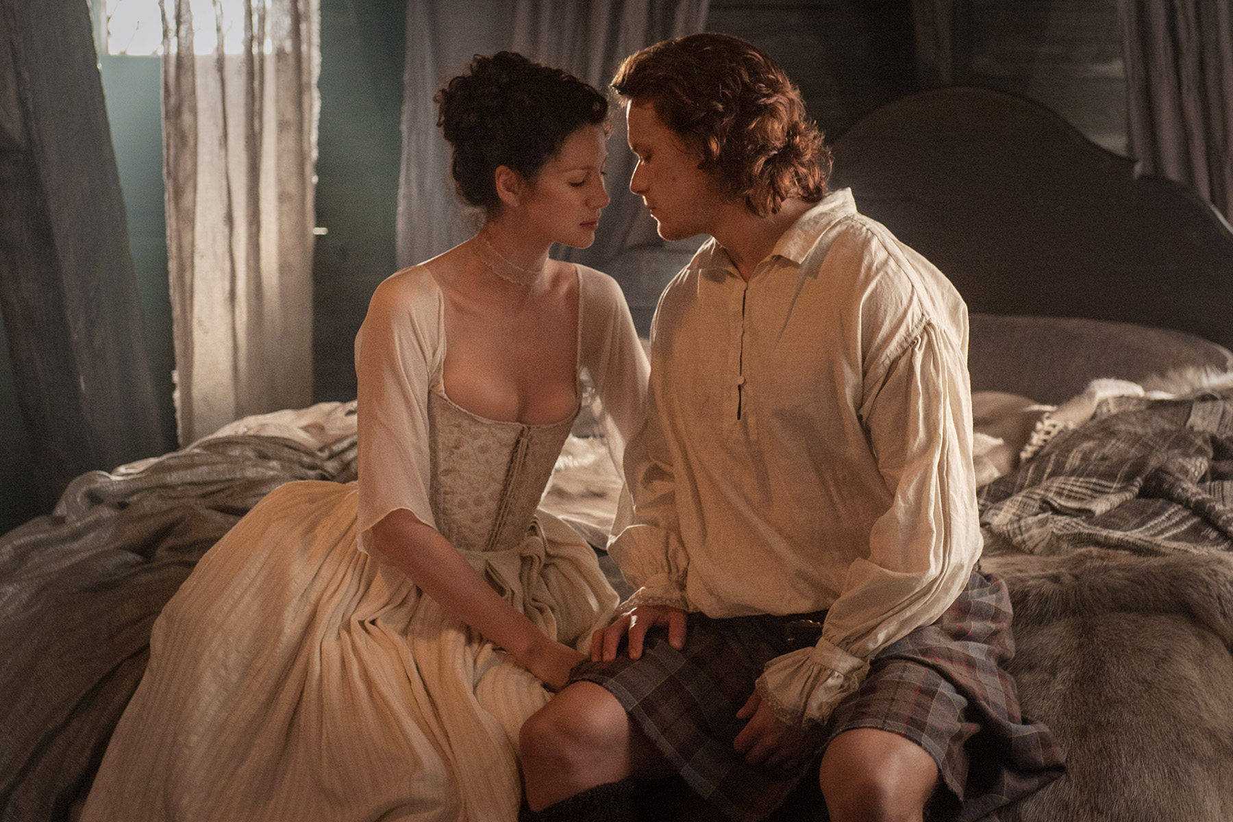 episode 107,the wedding,caitriona balfe,claire beauchamp,sam heughan,jamie ...