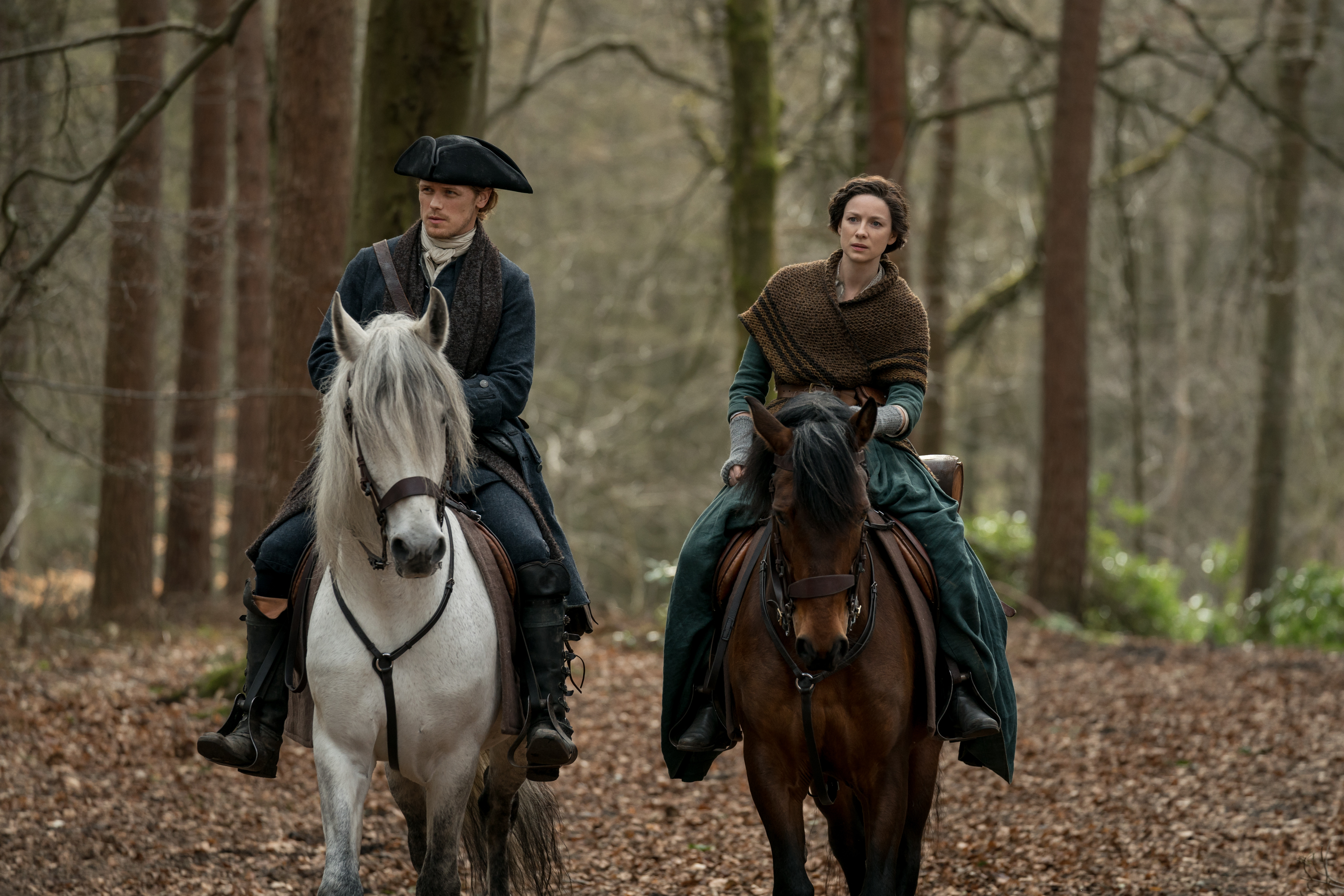 Jamie and Claire on horseback Outlander Episode 409